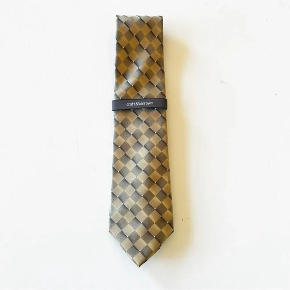Croft‎ & Barrow Silk Tie Taupe Gray Diamond Print Stain Resistant New Kohls - Picture 2 of 8